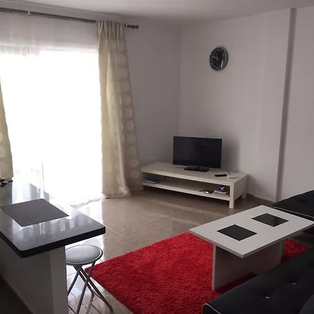 Two Bedroom In Las Americas La/53 *